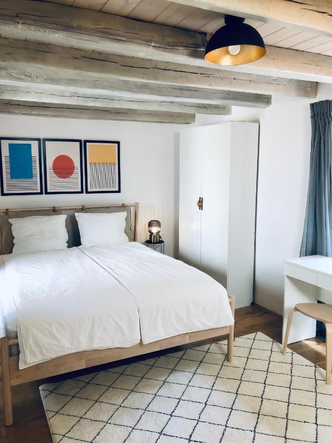 Seayou!***charming 1-bedroom Unit In The Old Center Of Appartement Cres